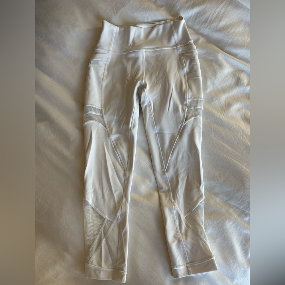 Lululemon White Leggings w/ Side Pocket